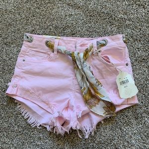 Pink jean shorts with tie
